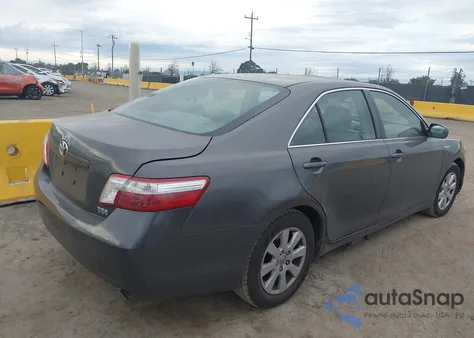 2009 Toyota Camry Hybrid z USA, uszkodzony, nr VIN JTNBB46K893049196